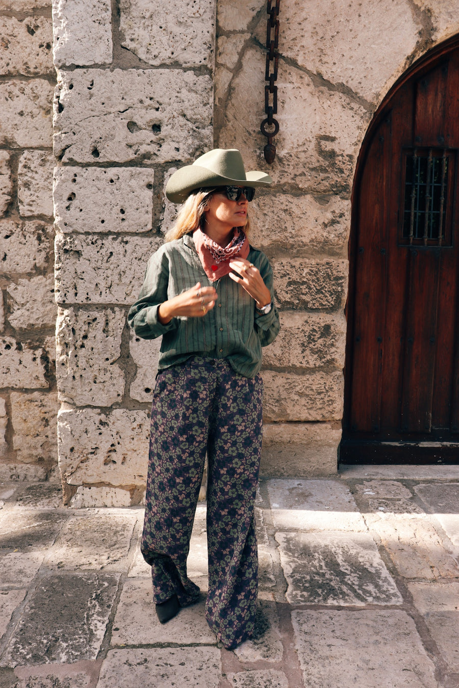 Pantalón Bambula Flores Morado MUJER